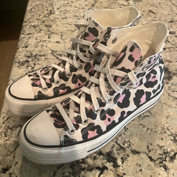 Pink and black cheetah print converse - Picture 1 of 4